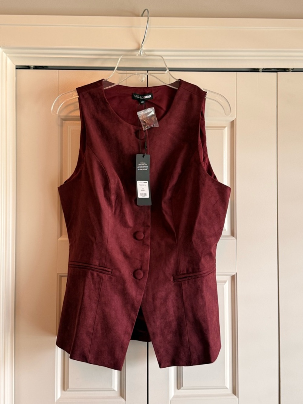 Fashion Nova Wine Red Sleeveless Button Vest
